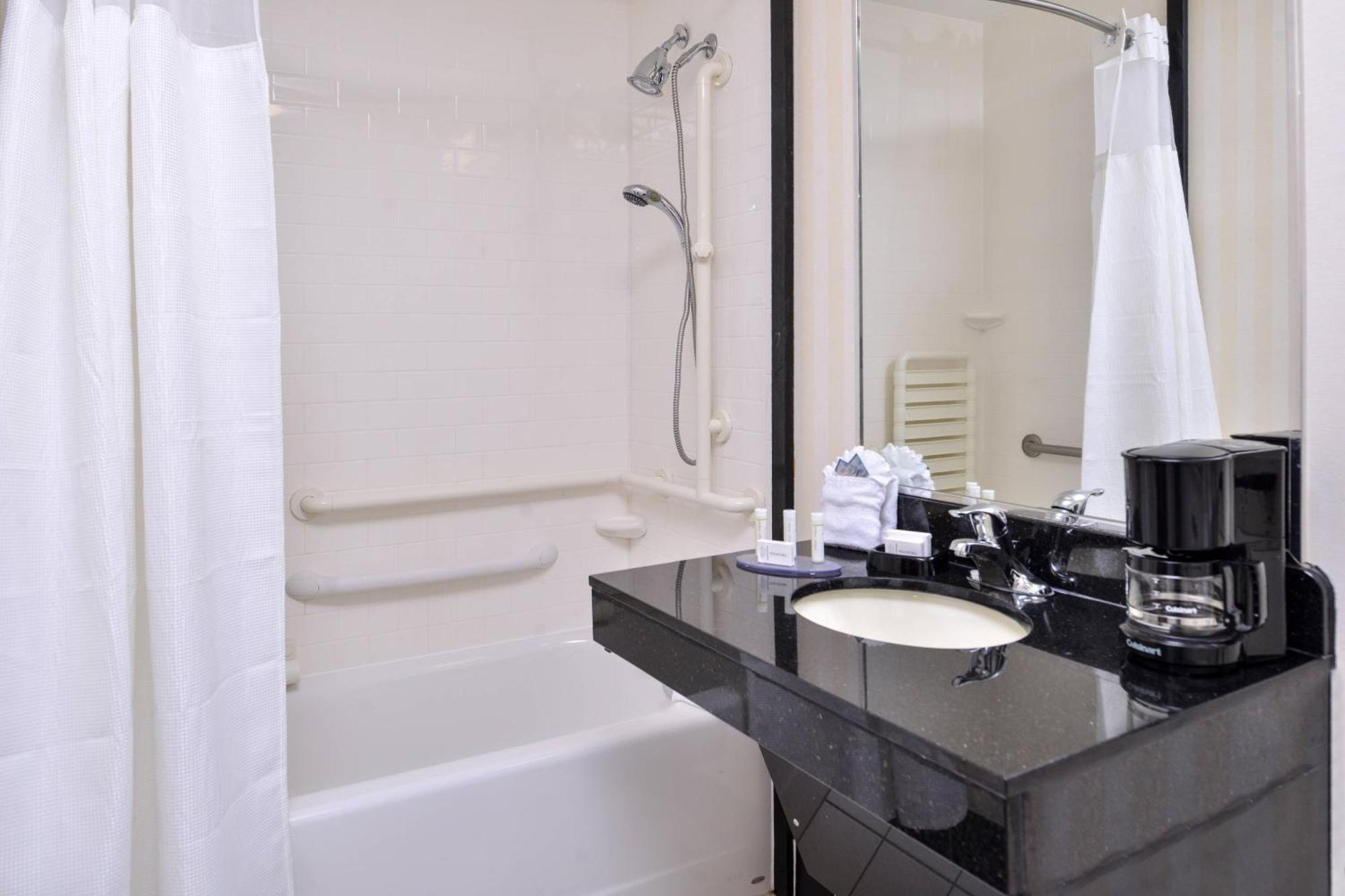 Fairfield Inn And Suites By Marriott Birmingham Pelham/I-65 Екстериор снимка